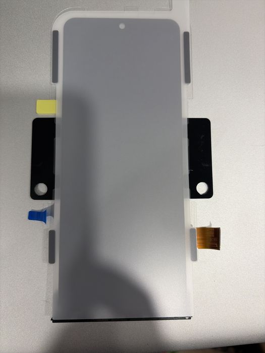 Дисплей за Motorola razr 50 / 50 Ultra