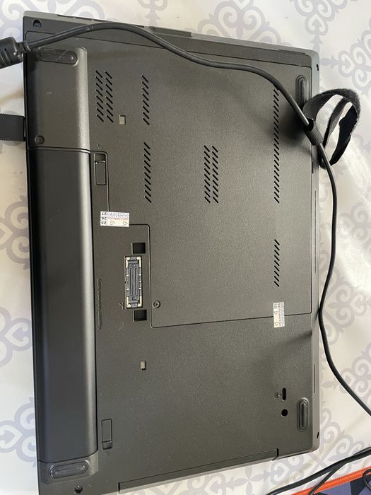 Lenovo ноутбугы сатылады