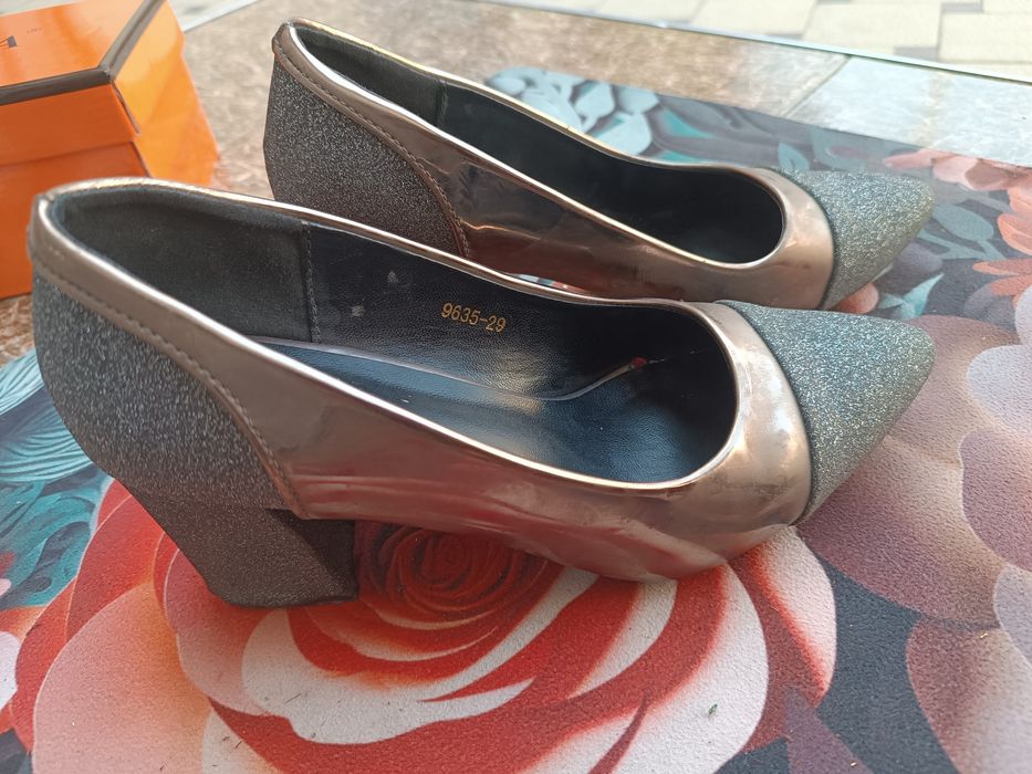 Koʻp kiyilmagan 37razmerda