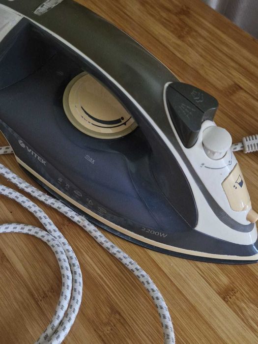 Продам утюг за 3000тг