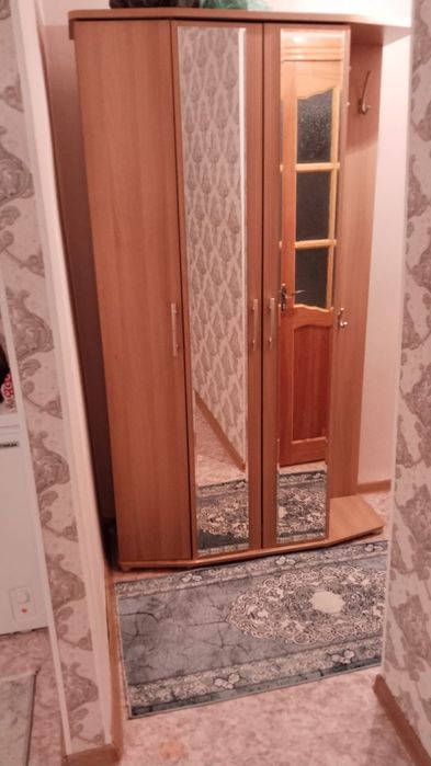 Шкаф для прихожей