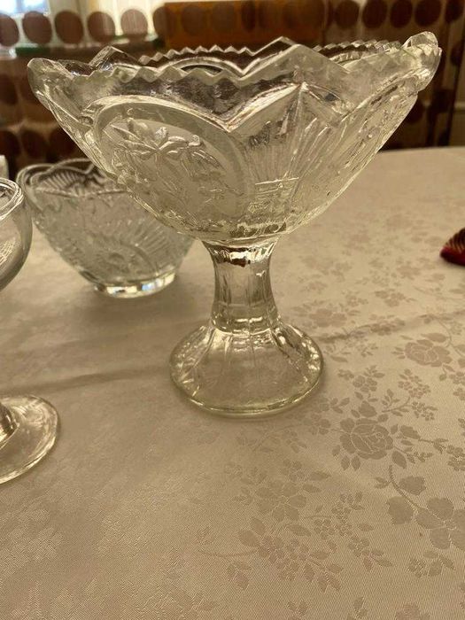 Продам посуду, вазы, фужеры, рюмки