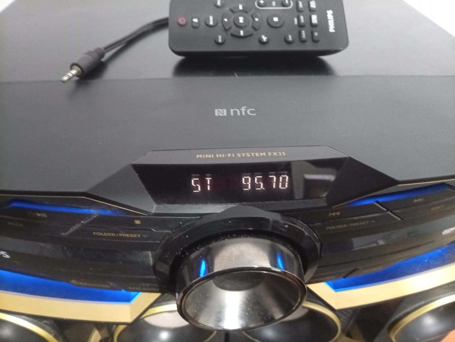 Philips FX25/12, CD Player, tuner FM, USB, Bluetooth, NFC