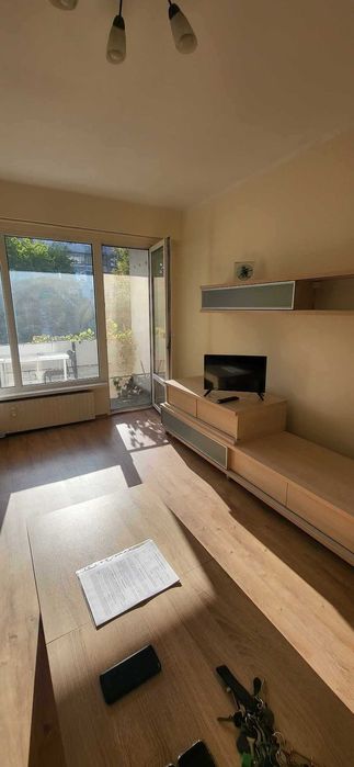 Двустаен имот в кв.Света Троица