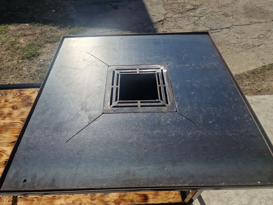 Se vinde Plita din tabla de 8mm 75x75cm