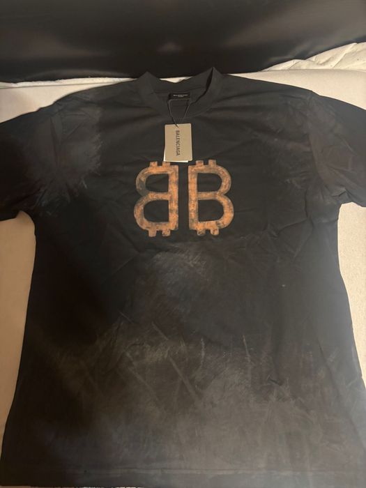 Tricou Balenciaga, calitate premium , pe stoc , L , nou