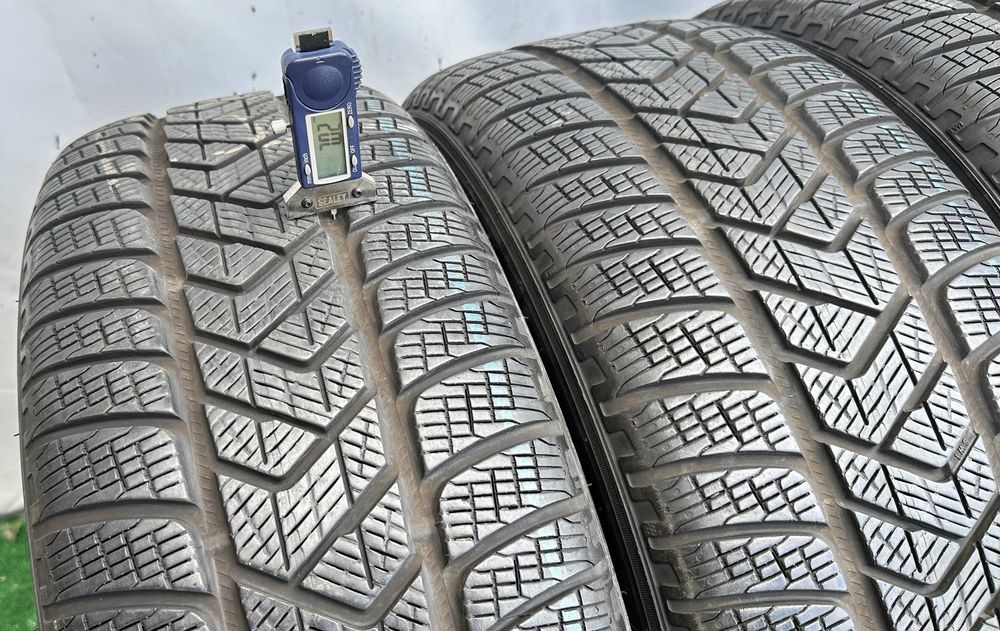 4бр 235/60r18 PIRELLI зимни