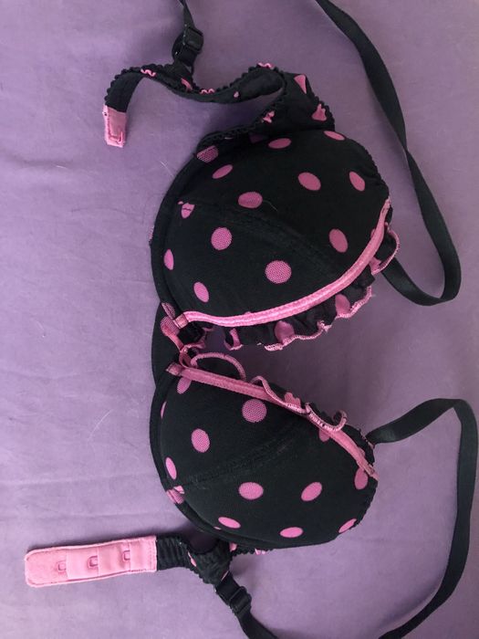 Черен сутиен на точки Marks & Spencer 32B