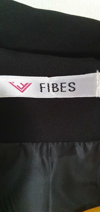 НОВО дамско черно сако