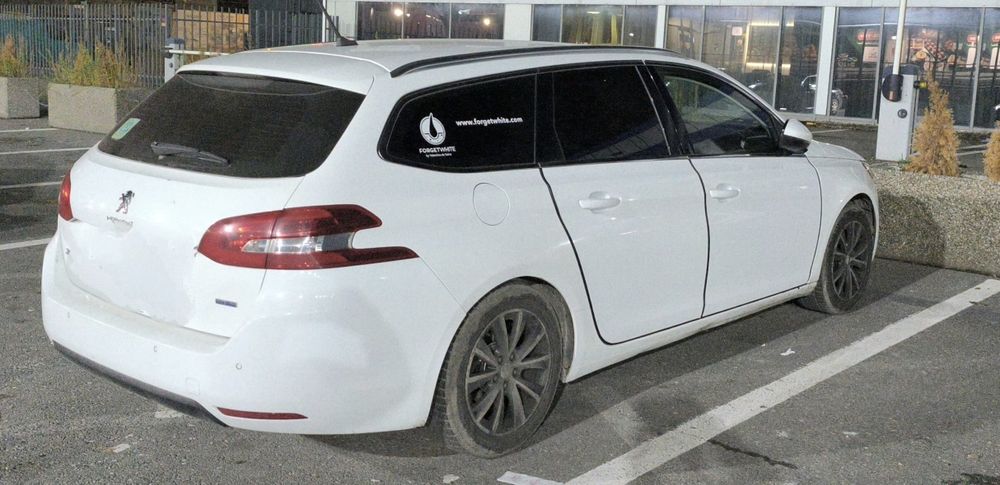 Vând Peugeot 308 SW