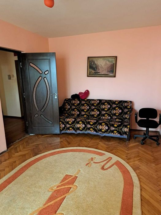 Apartament 3 camere Liceu Agricol