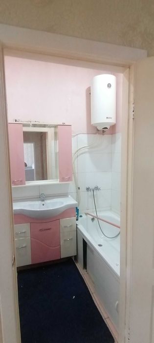 Сдам 2 ком.. 150.000тн. +комуналка