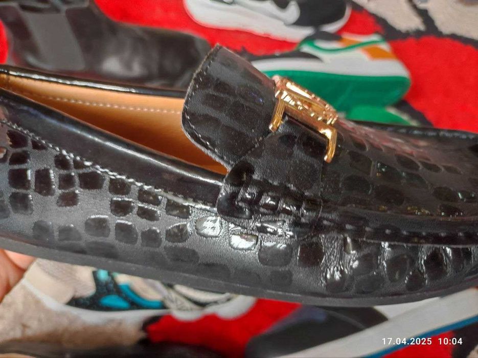 обувь новая на мальчика