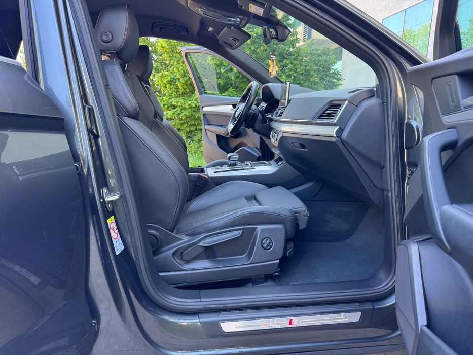Audi Q5 Model S-line Int+EXT/2.0d 190cp Euro6/Camere 360/