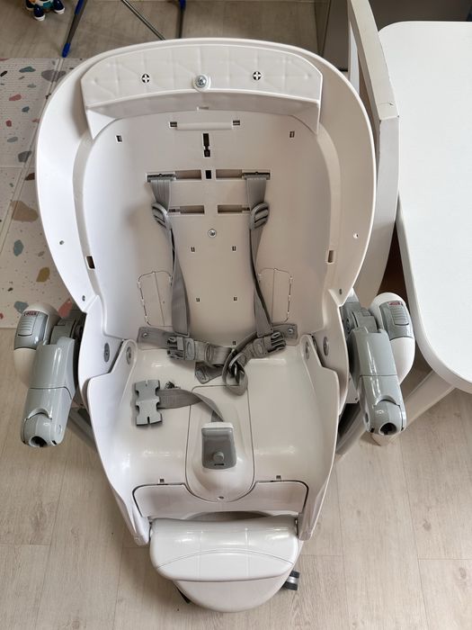 Стульчик для кормления Peg perego