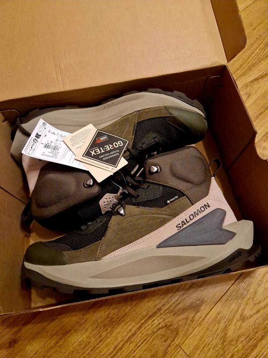 Ghete Salomon Elixir Goretex, masuri 44-45, waterproof, iarna, noi,
