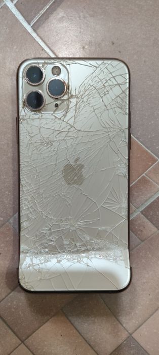 Продам на запчасти цена 2000