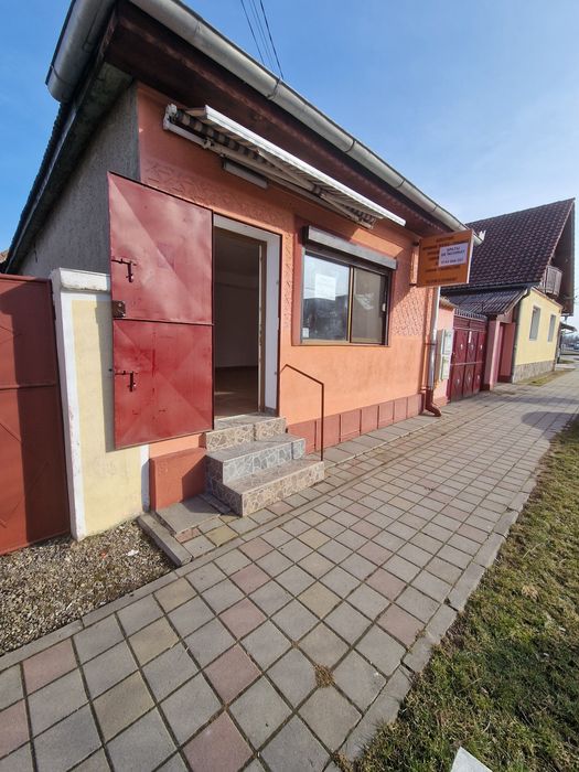 Spatiu comercial  de închiriat Hărman - Brașov