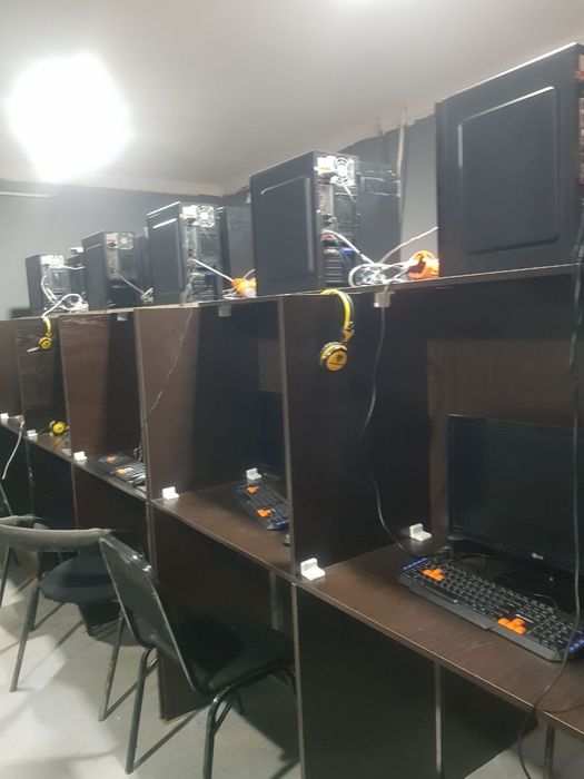 Avto maktab uchun oquv markazga 11 dona kompyuter