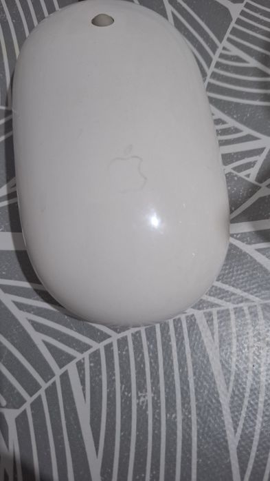 Продам мышку Apple
