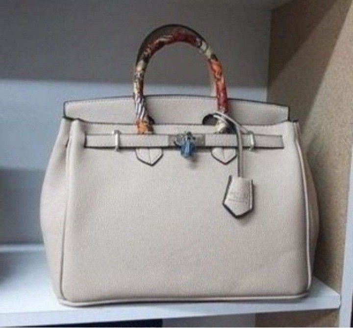 Geanta damă dimens.mare (40cmL) si medie (33cmL),model Kelly,saculet