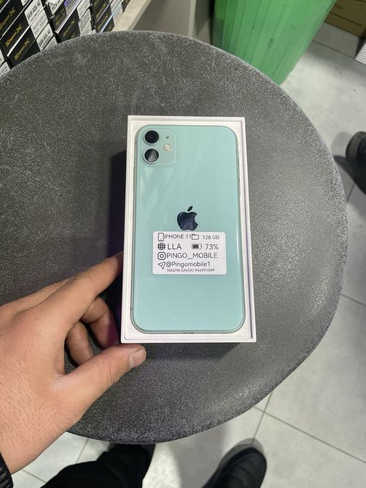 Iphone 11 koʻk rangda