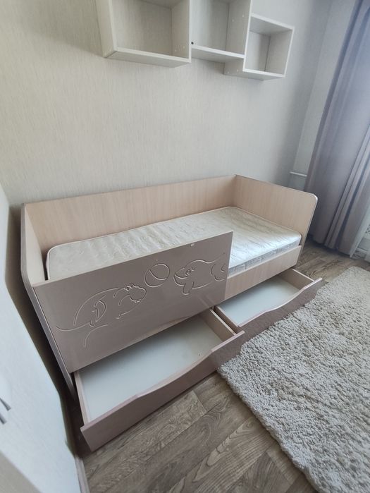 Продам детскую кровать