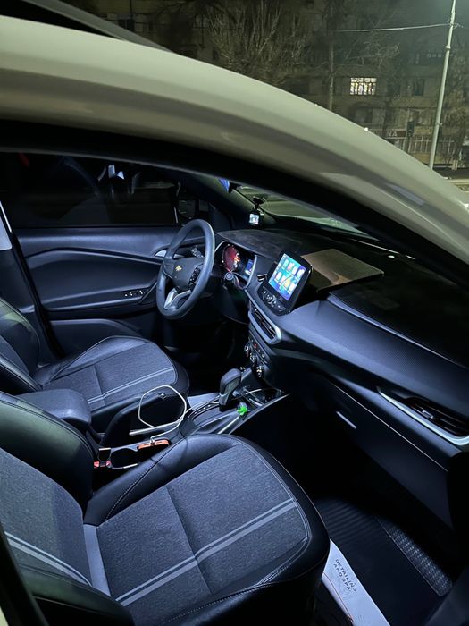 Продам Tracker 2 2020