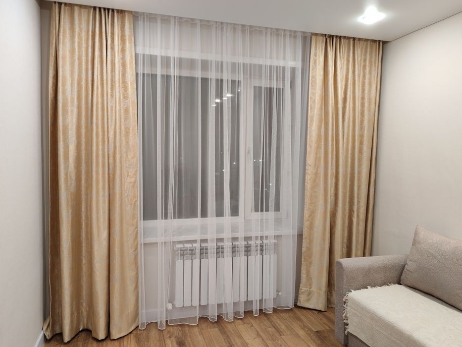 Продам б/у шторы