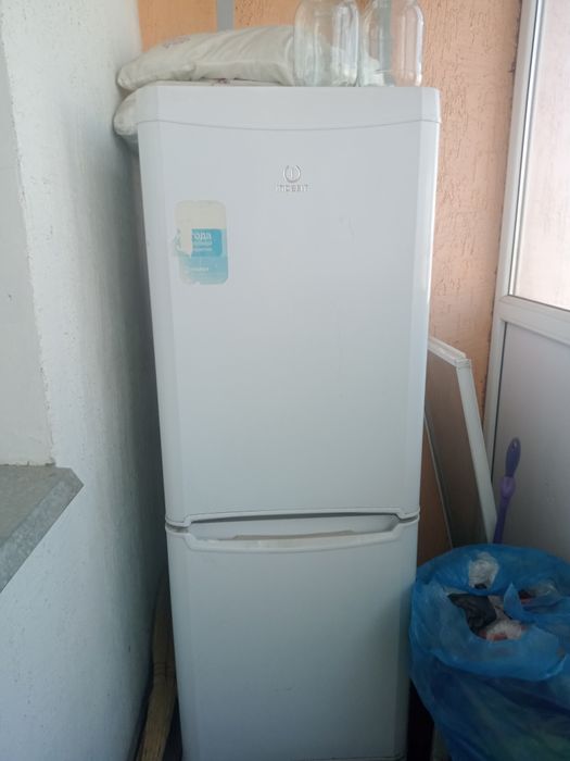 Холодильник на запчасти