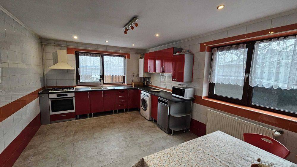 Proprietar vand casa zona Lidl Serbanesti