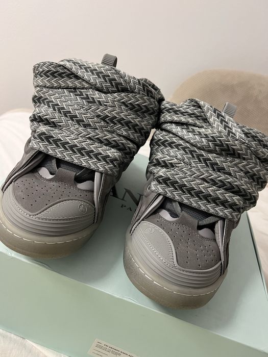 Lanvin curb noi