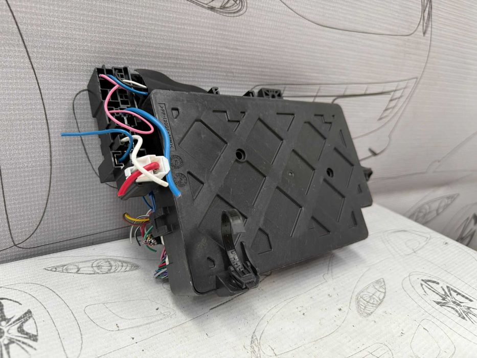 Modul electronic / ETACS / BCM / Panou siguranțe habitaclu Mitsubishi Outlander COD: 8637A885 2014 / [2013-2021] / (5D3)