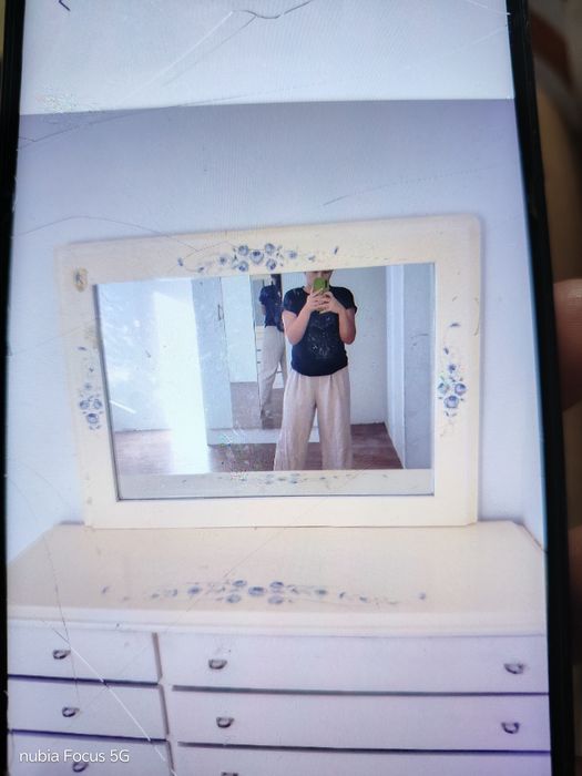 Продам срочно спальный гарнитур