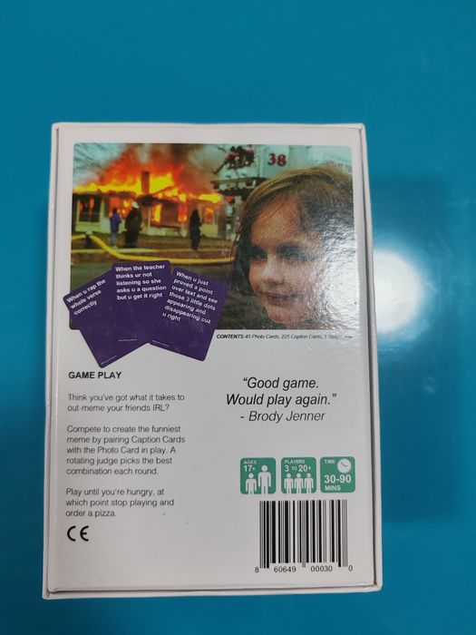 Joc de societate What do you meme?