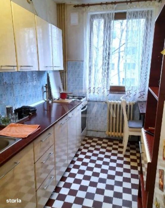 4 camere, 1/4, anvelopat-Drumul Taberei