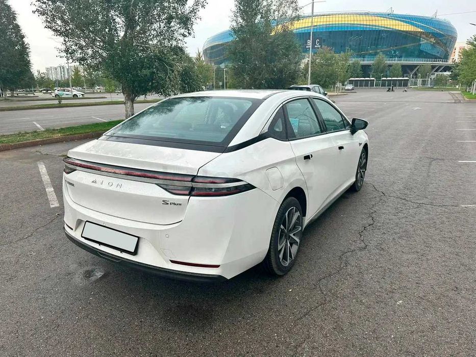 Комплект Бампер от Gac AION S Plus Белый/Жемчуг