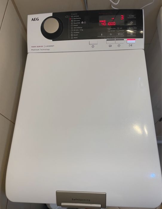Masina de spalat rufe verticala AEG, seria 7000