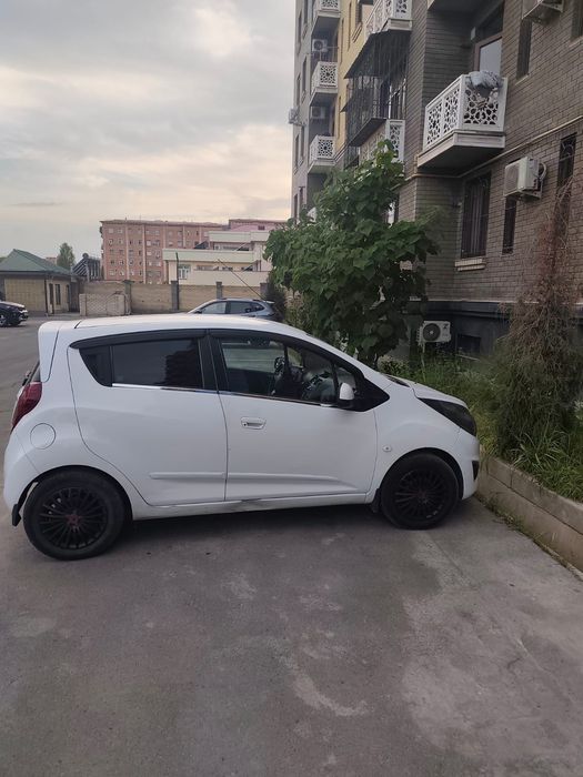 Chevrolet Spark 2011 yil