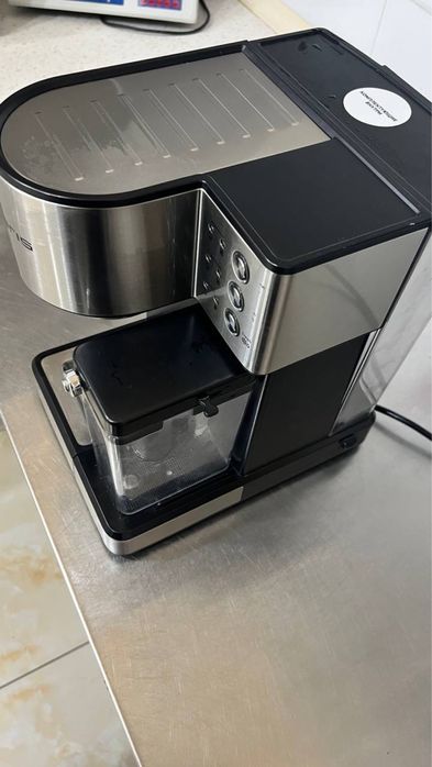 Kofe mashinka prodaetsya