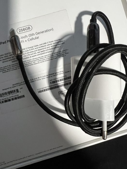 ipad pro 2021 M1 cellular 12.9 inch 256GB space grey