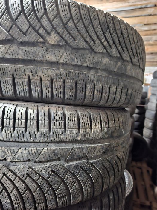 Продам шины 235/55/18  мишелин