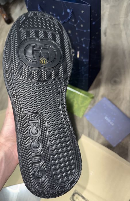 Adidasi gucci noi