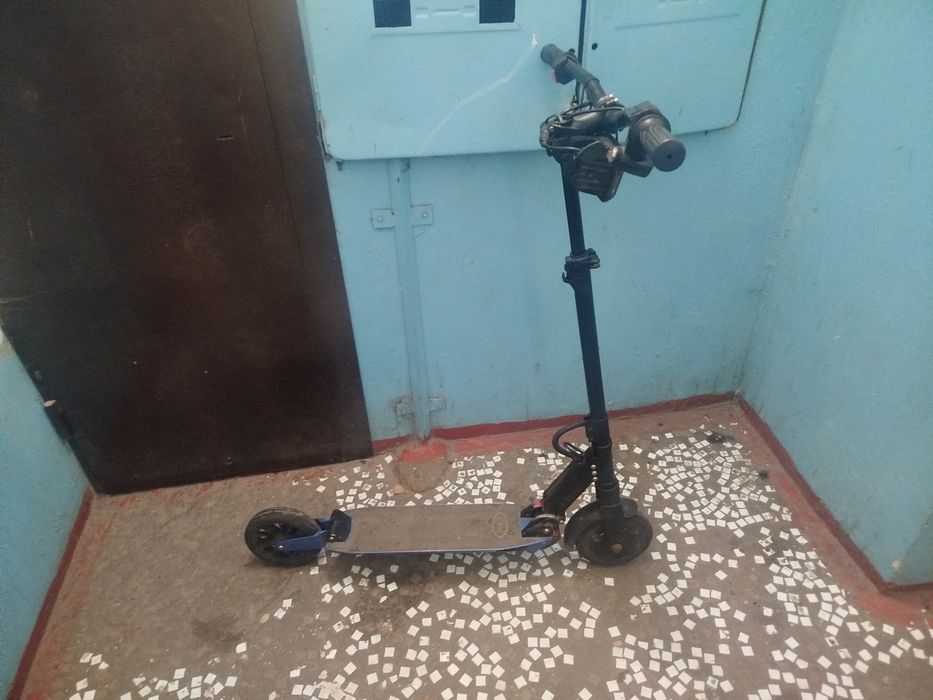 Продам электрон сомакат 2