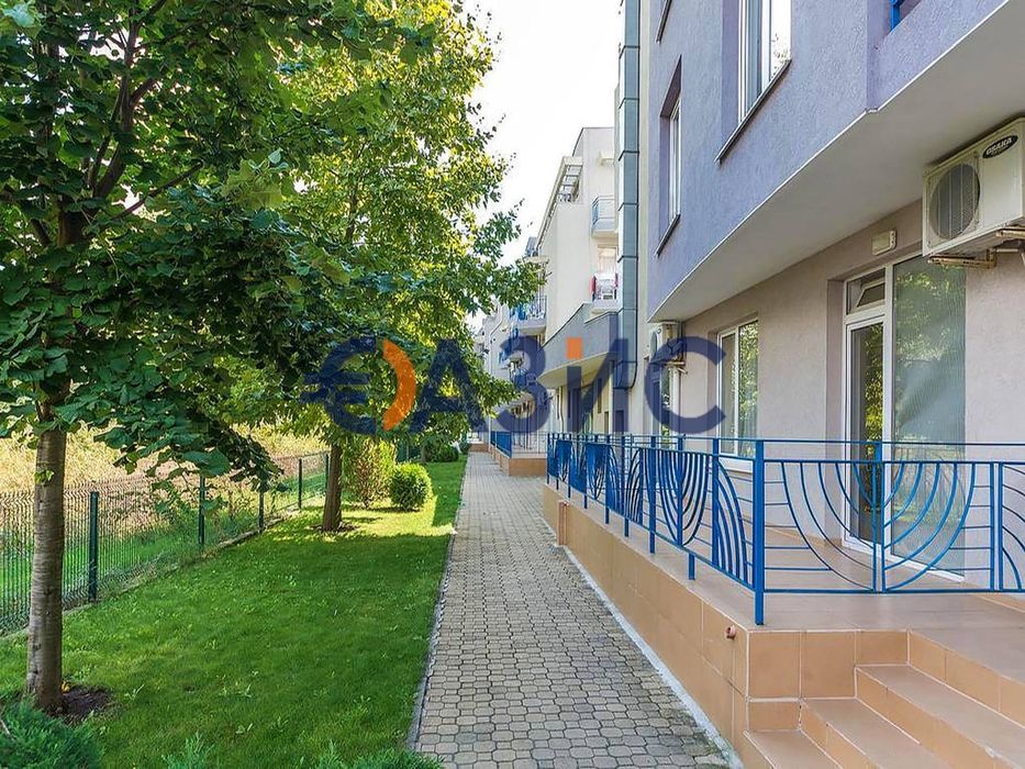 Продава се Двустаен апартамент в к.к. Слънчев бряг - 50 кв.м за 956 €/кв.м - Снимка #10