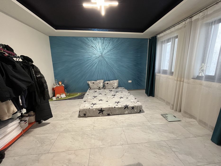 Vand casa 3apartamente-Zona Centrala