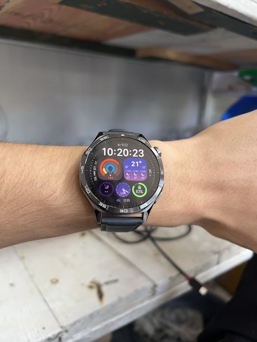 Продам смарт-часы Huawei Watch GT 5.
