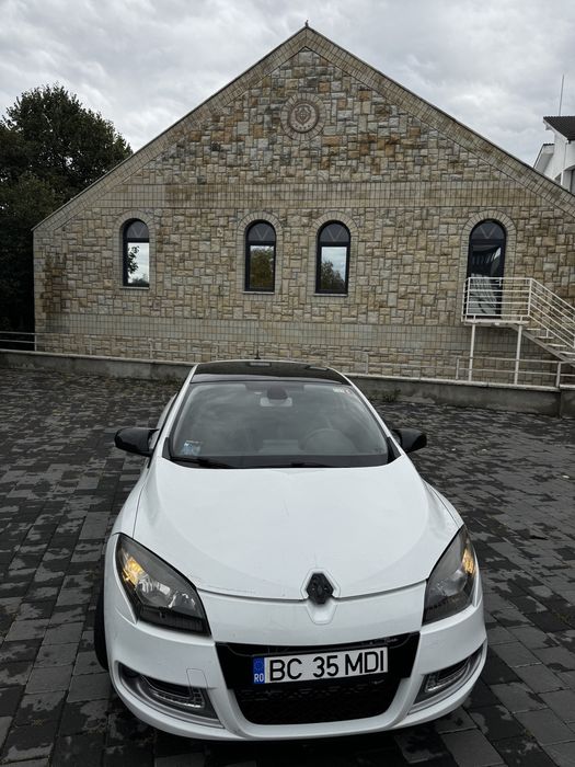 RENAULT Megane 2012 — imagine 2