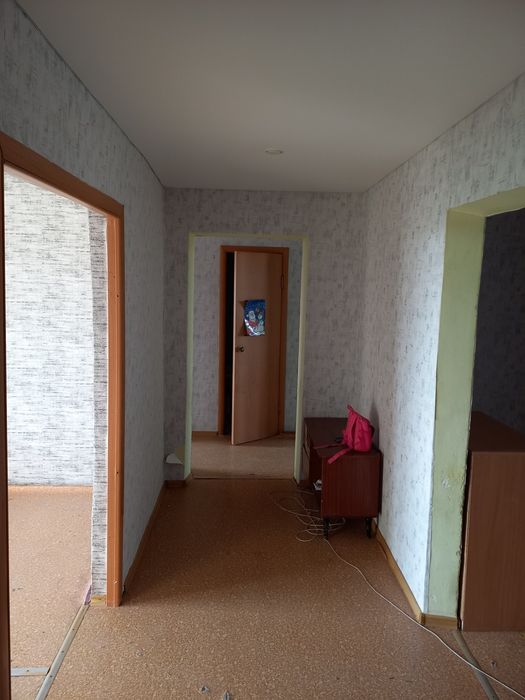 Продам 4х Комнатную Квартиру