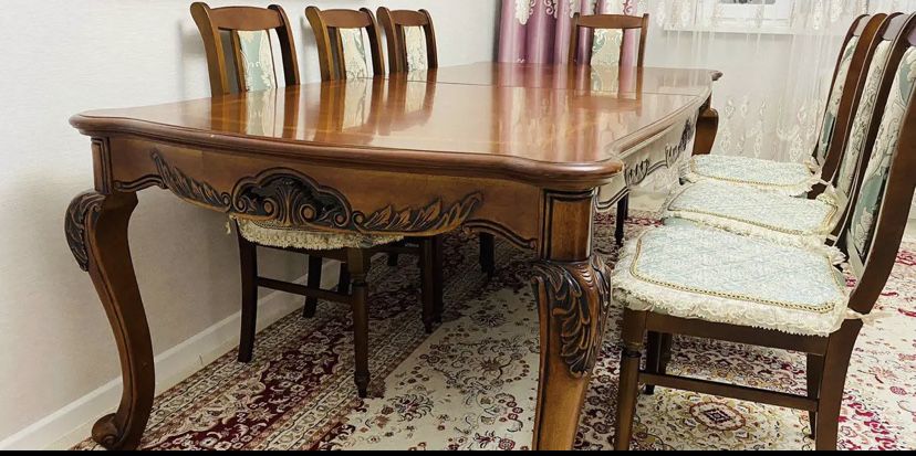 Продам стул со стулями